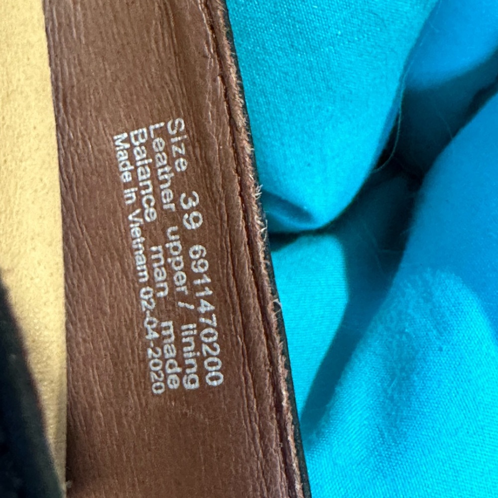 Clarks Black Strappy Sandals - Picture 4 of 5